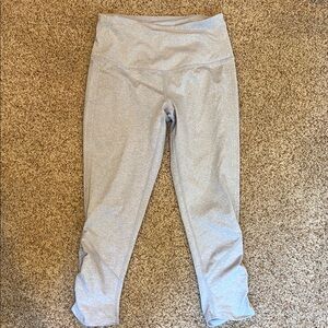 Zella Gray Capri Pants Relaxed Fit
